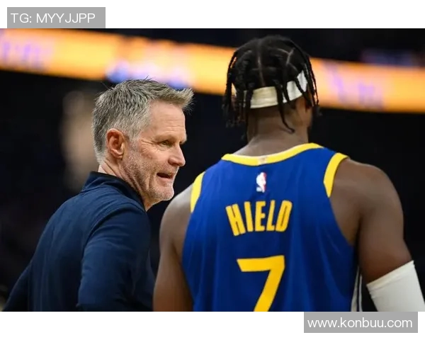 勇士与活塞激战三月二十五日赛季关键战役精彩回顾与分析 勇士与活塞激战三月二十五日赛季关键战役精彩回顾与分析