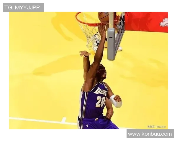 快船与湖人激战12月29日NBA对决引发球迷热议与期待